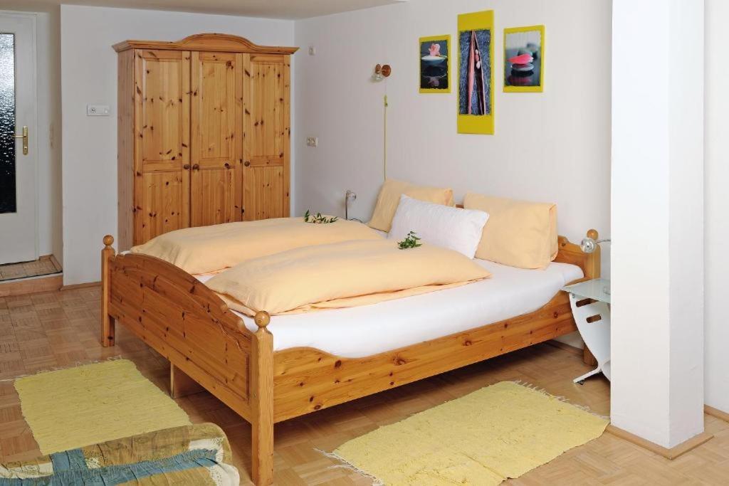 Gasthof Moser Fohnsdorf Bagian luar foto