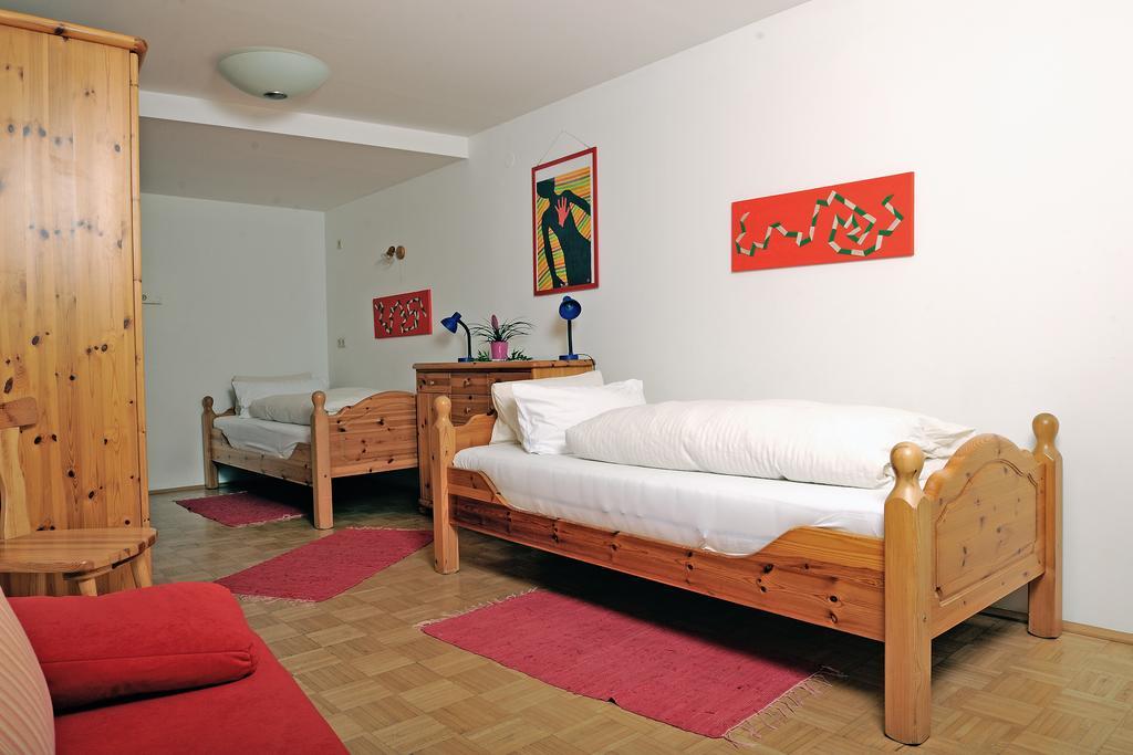 Gasthof Moser Fohnsdorf Bagian luar foto